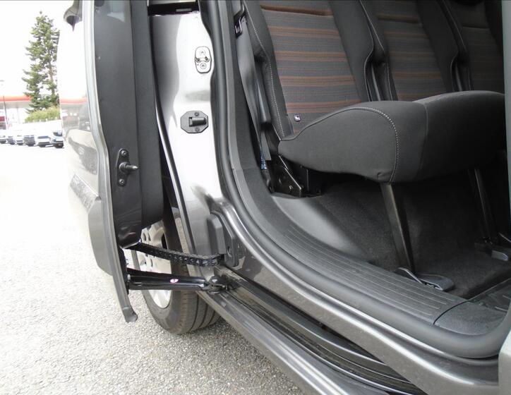 Opel Combo 16