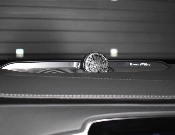 Volvo XC90 17