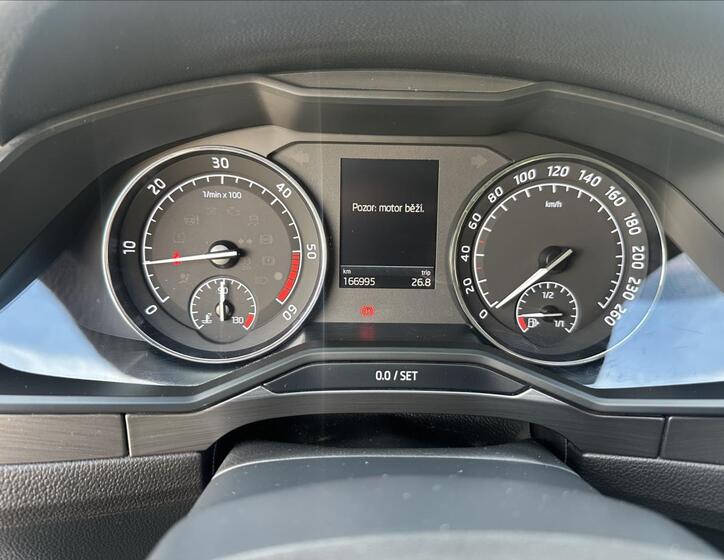 Škoda Superb 15