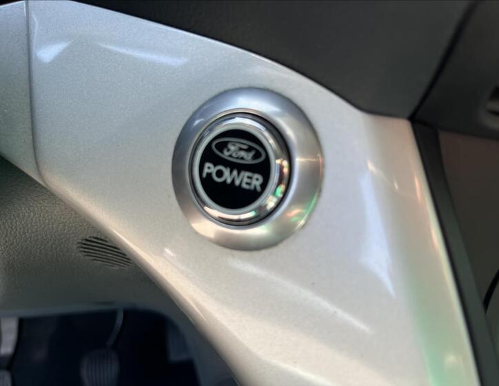 Ford C-MAX 21