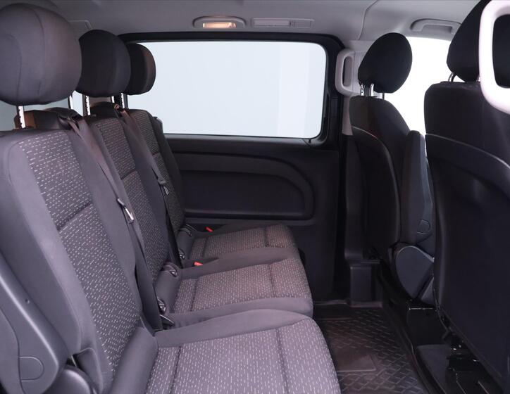 Mercedes-Benz Vito 15