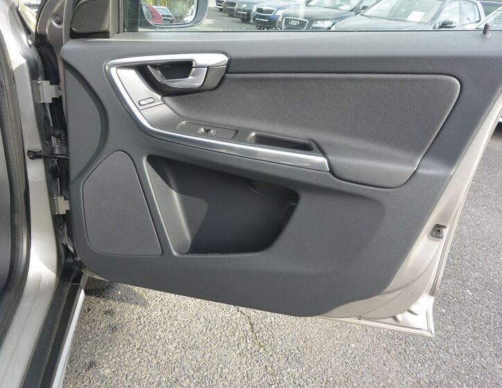 Volvo XC60 32