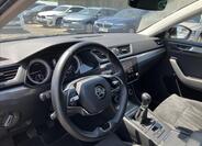 Škoda Superb 9