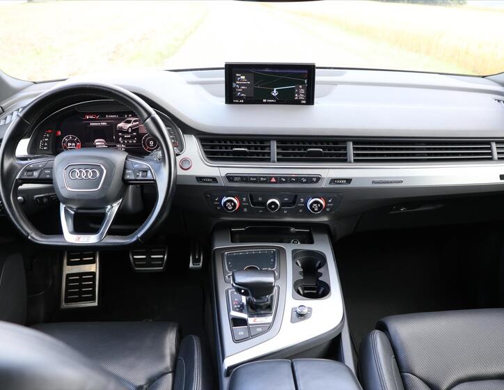 Audi SQ7 43