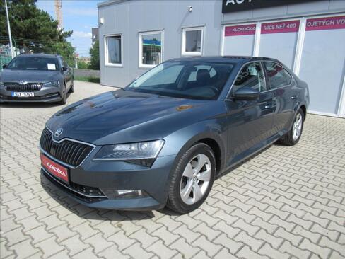 Škoda Superb