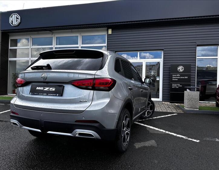 MG ZS 3
