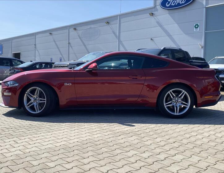 Ford Mustang 2