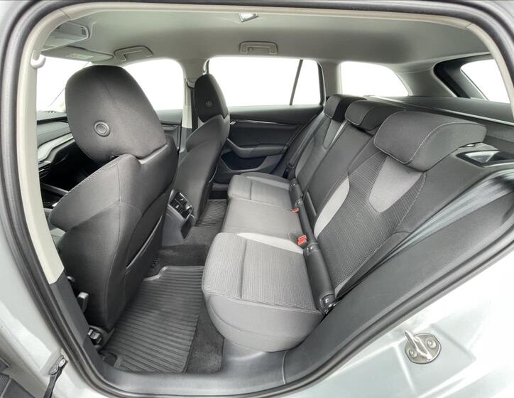 Škoda Octavia 16