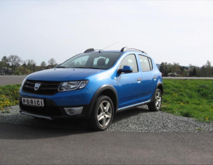 Dacia Sandero 1