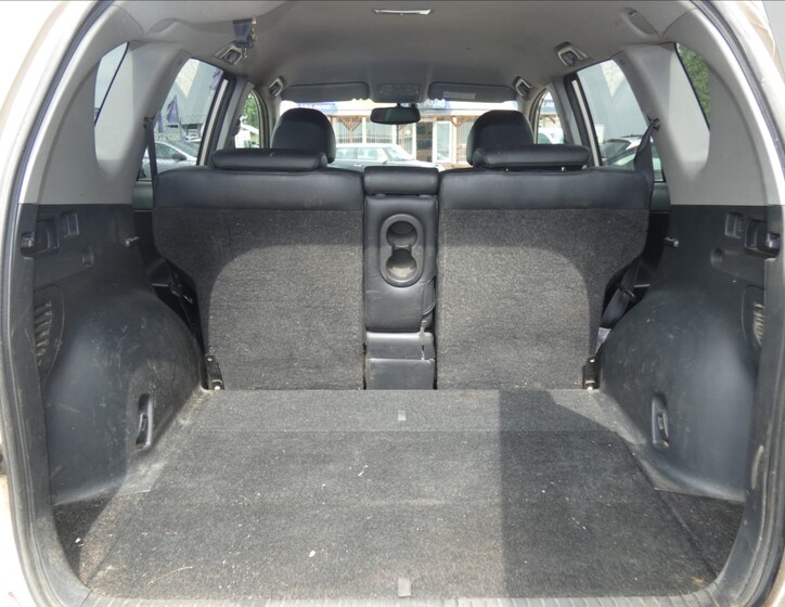 Toyota RAV4 12