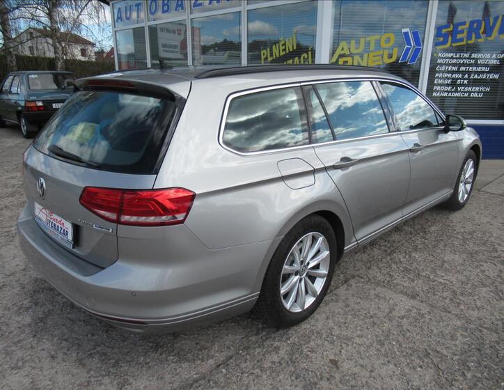 Volkswagen Passat 4
