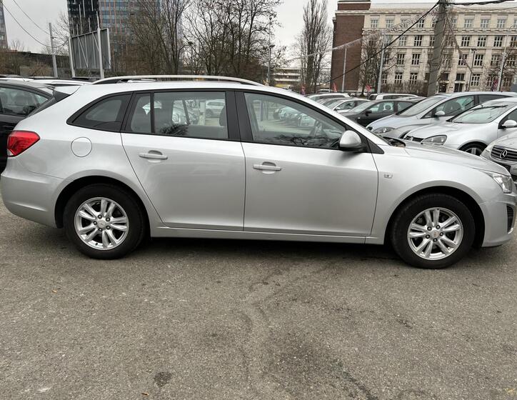 Chevrolet Cruze 19