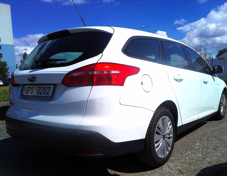 Ford Focus 6