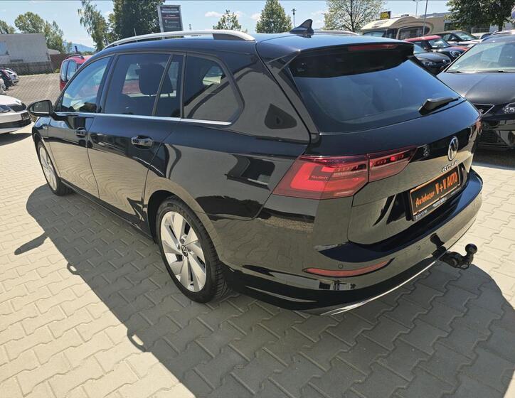 Volkswagen Golf 8
