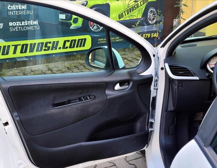 Peugeot 207 28