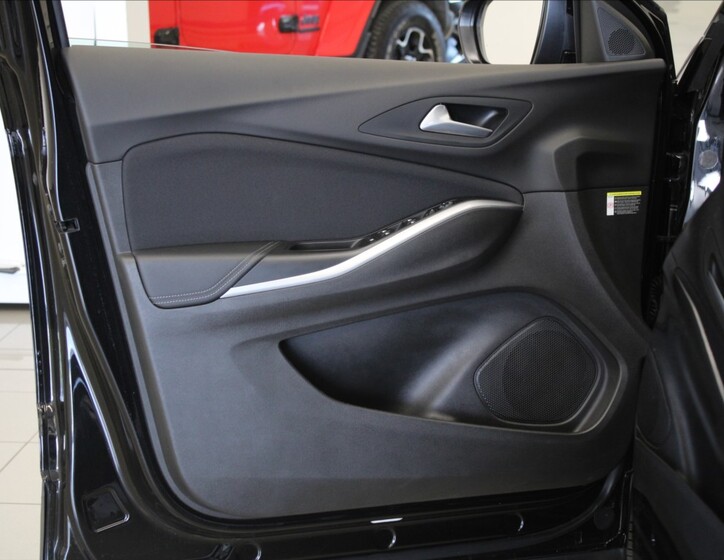 Opel Grandland X 17
