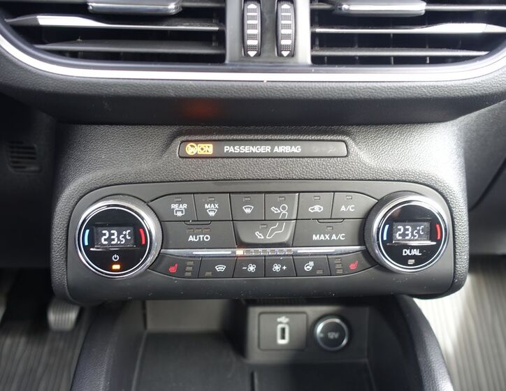 Ford Focus 18