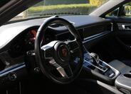 Porsche Panamera 34