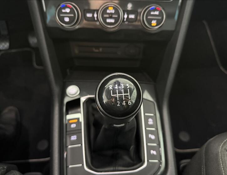Volkswagen Tiguan 19