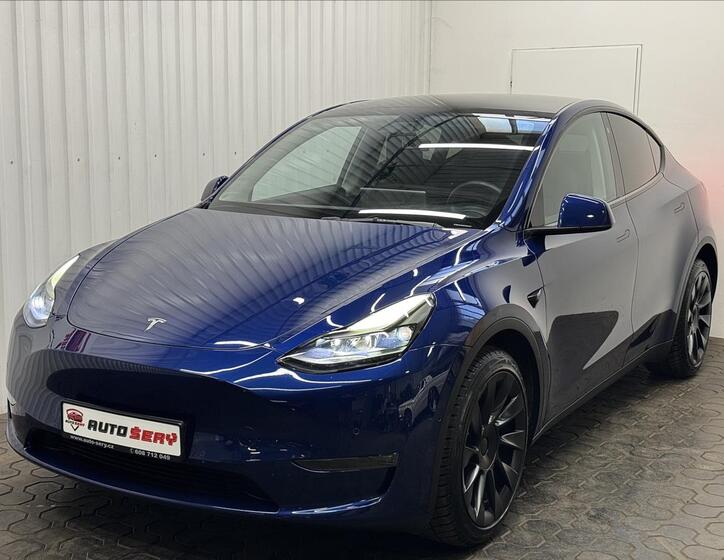 Tesla Model Y 1
