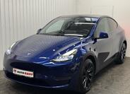 Tesla Model Y 1