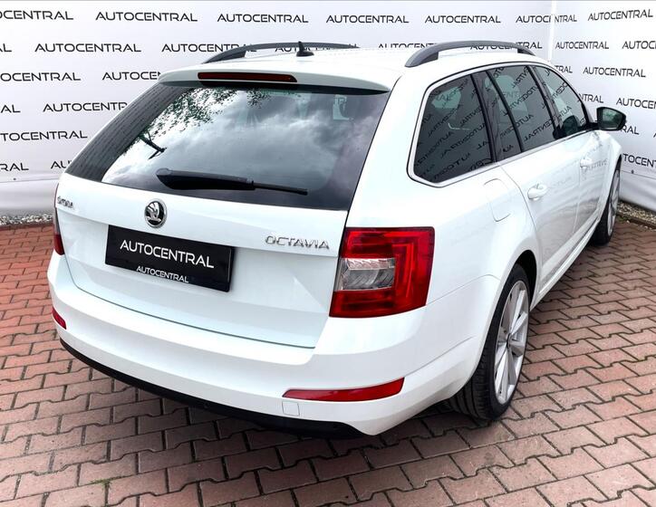 Škoda Octavia 9