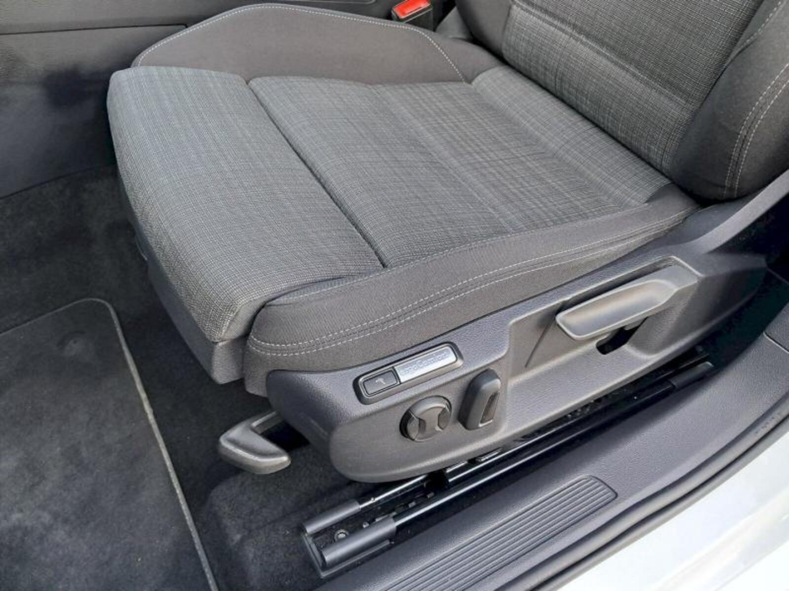 Volkswagen Passat 24