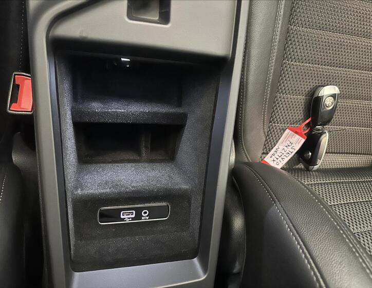 Alfa Romeo Stelvio 43