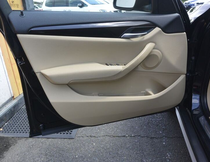 BMW X1 9