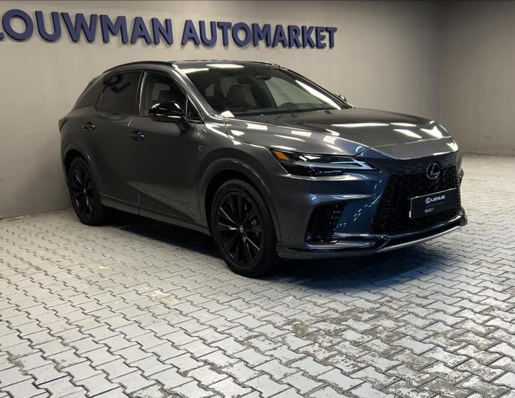 Lexus RX 500h 11