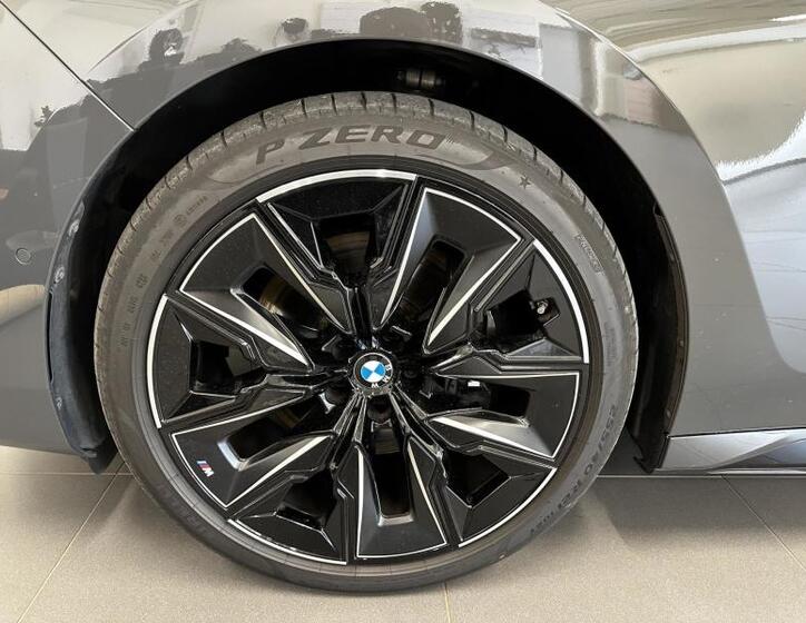 BMW Řada 7 3