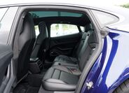 Porsche Taycan 33