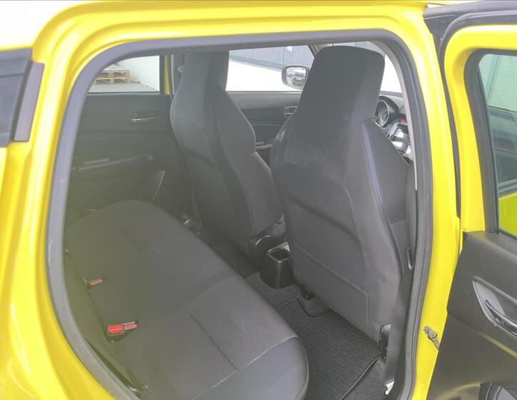 Suzuki Swift 24