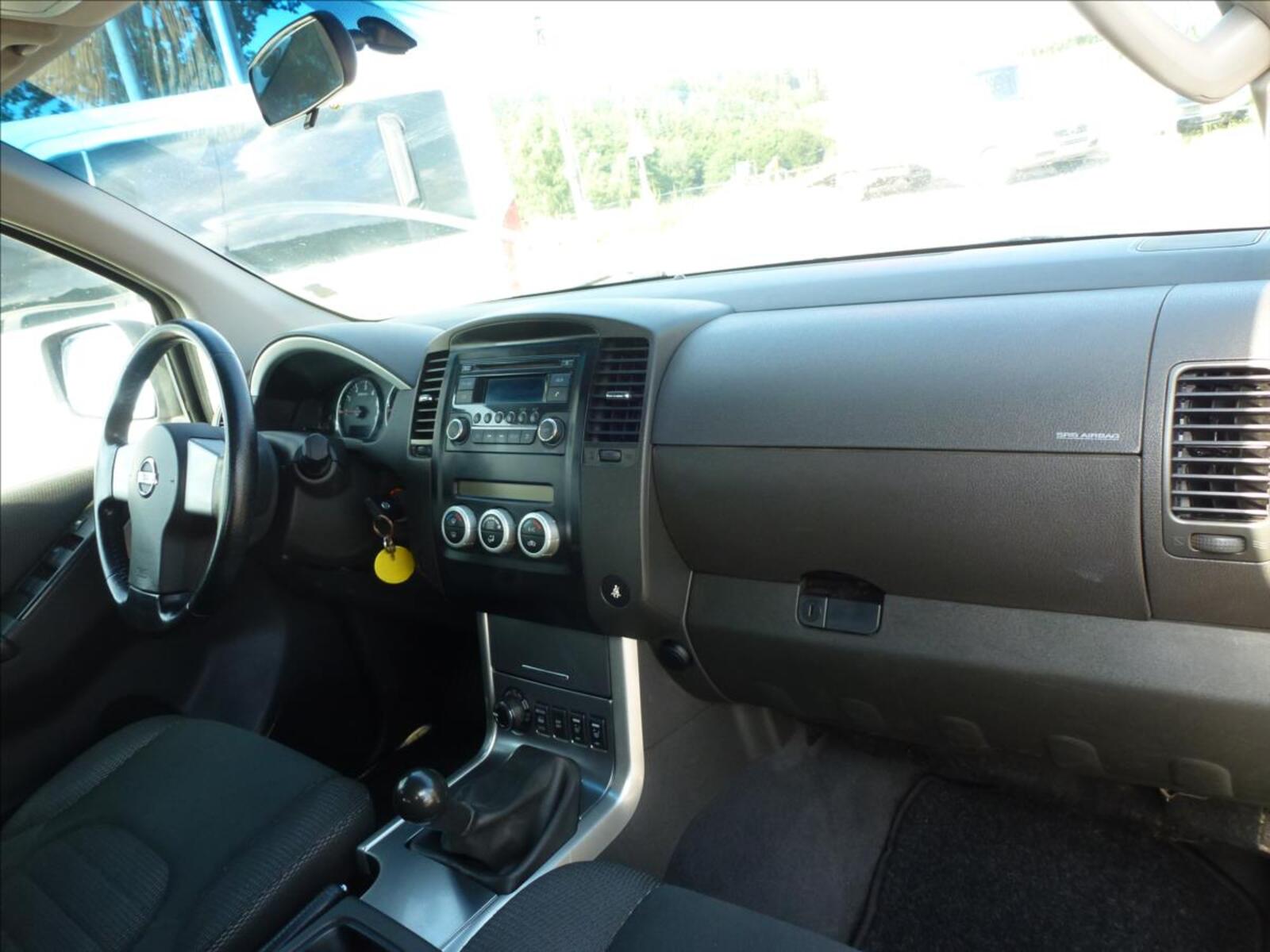 Nissan Pathfinder 29