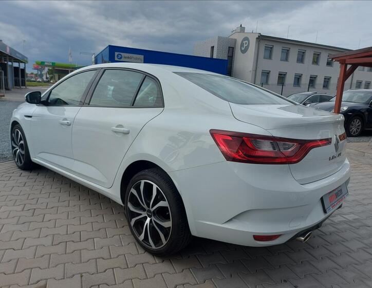 Renault Mégane 8