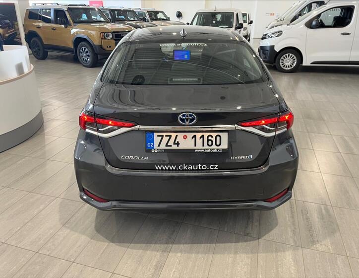 Toyota Corolla 6