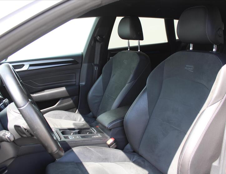 Volkswagen Arteon 10