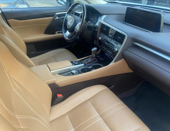 Lexus RX 50