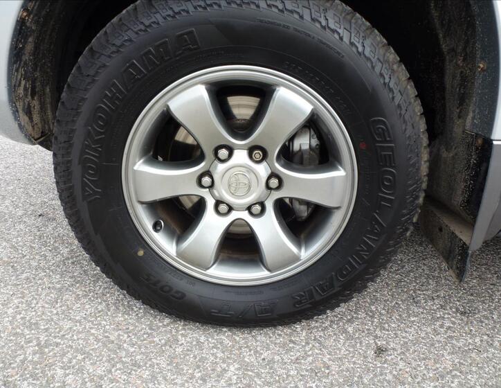 Toyota Land Cruiser 44