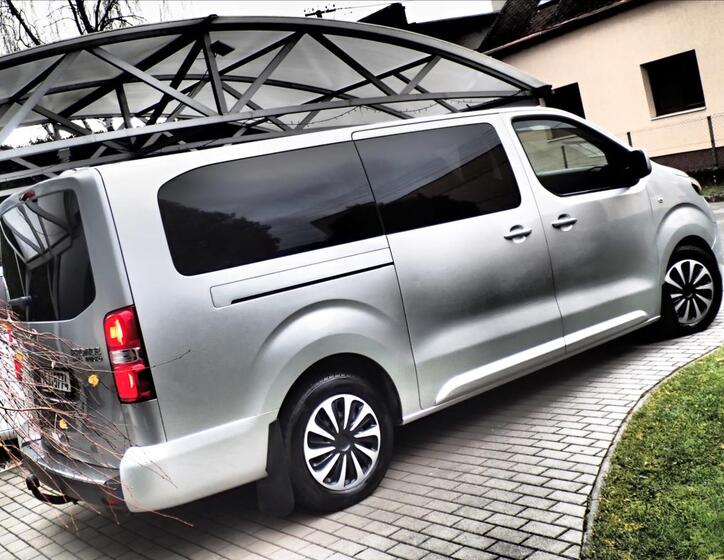 Toyota ProAce 4