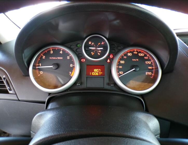 Peugeot 207 8