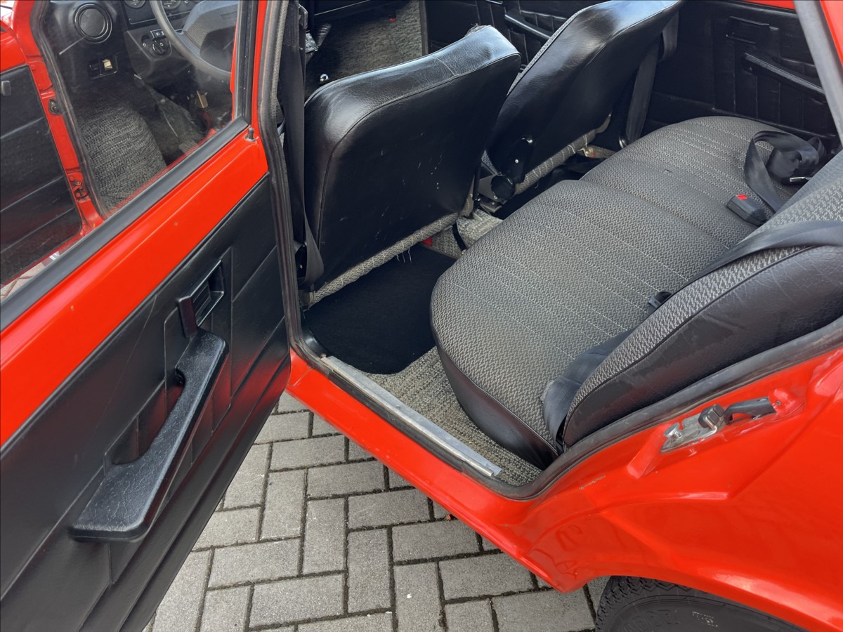 Škoda 105