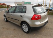 Volkswagen Golf 9