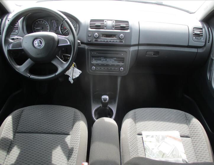 Škoda Roomster 12