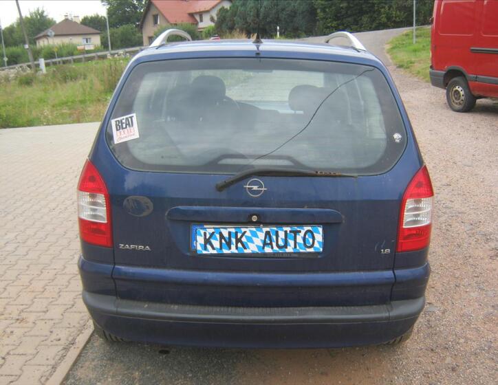 Opel Zafira 5