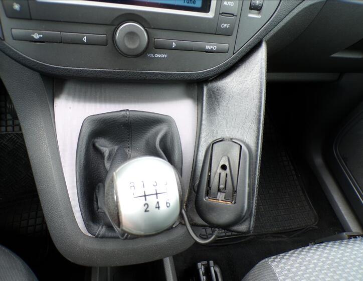 Ford C-MAX 10