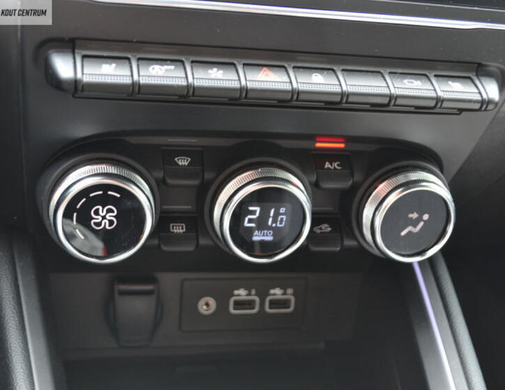 Renault Clio 23