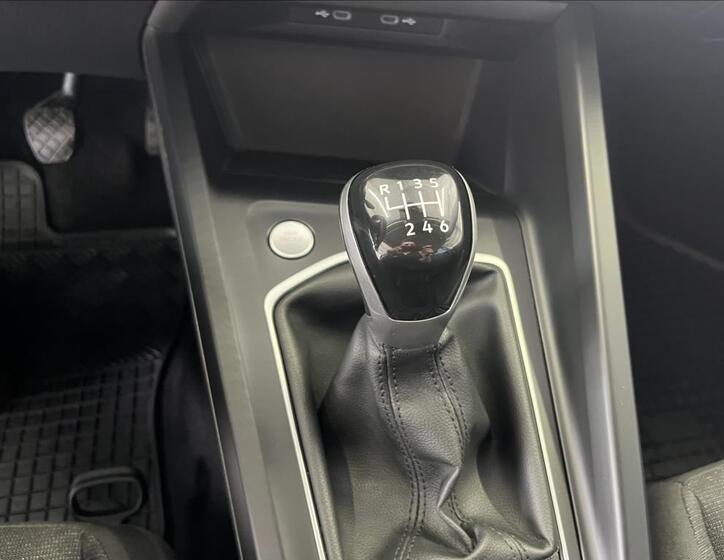 Volkswagen Golf 14