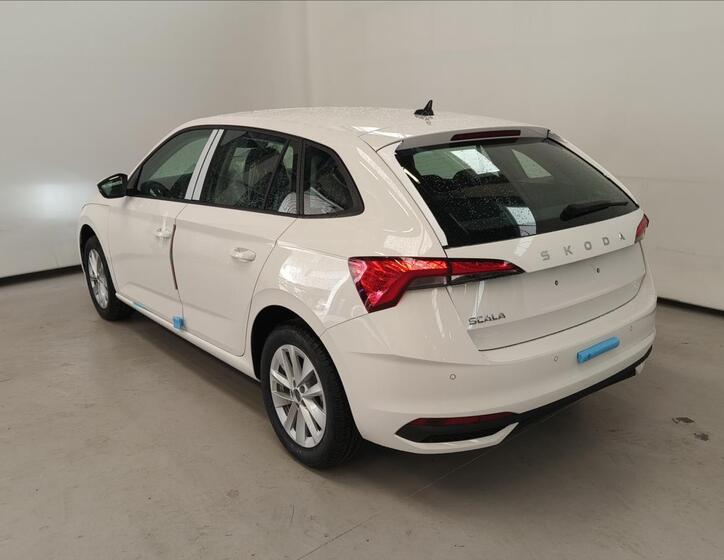 Škoda Scala 4