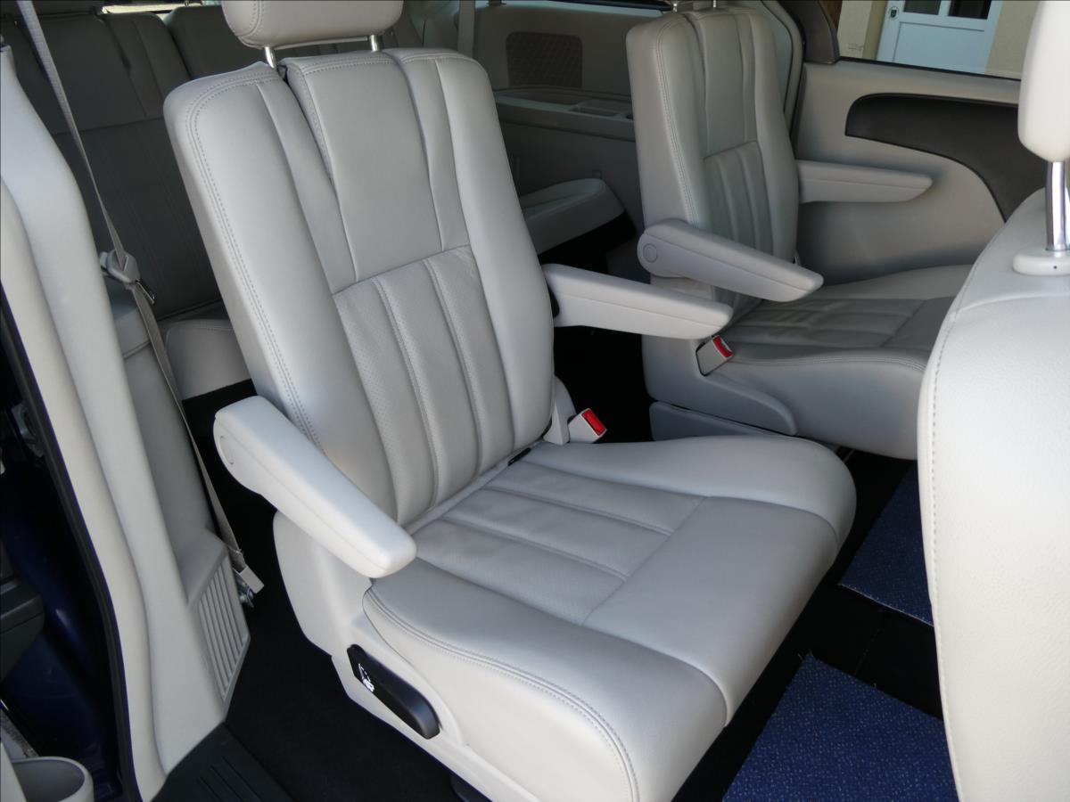 Chrysler Town & Country
